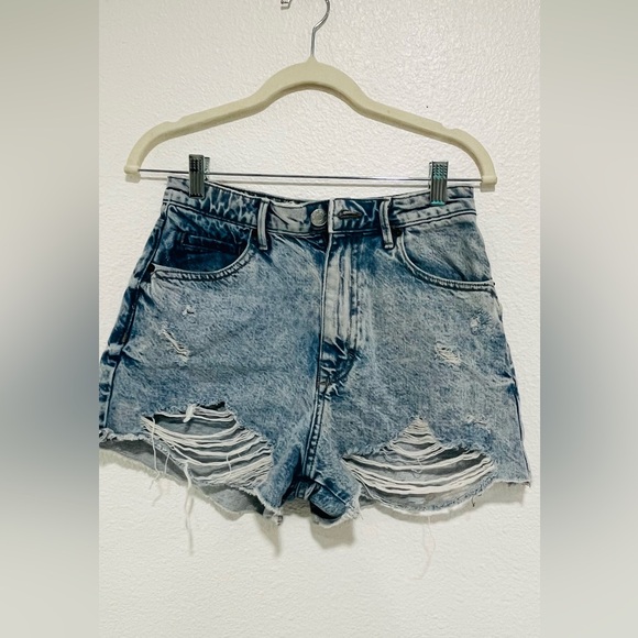Zara Women's Ripped Blue Jean Shorts - Picture 2 of 6